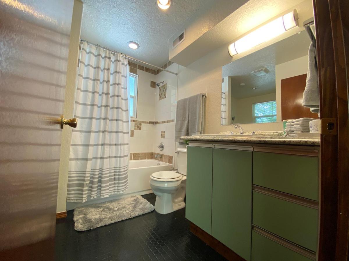 Ou-Walk To Campus , Downtown ; Designer Studio オクラホマシティ エクステリア 写真